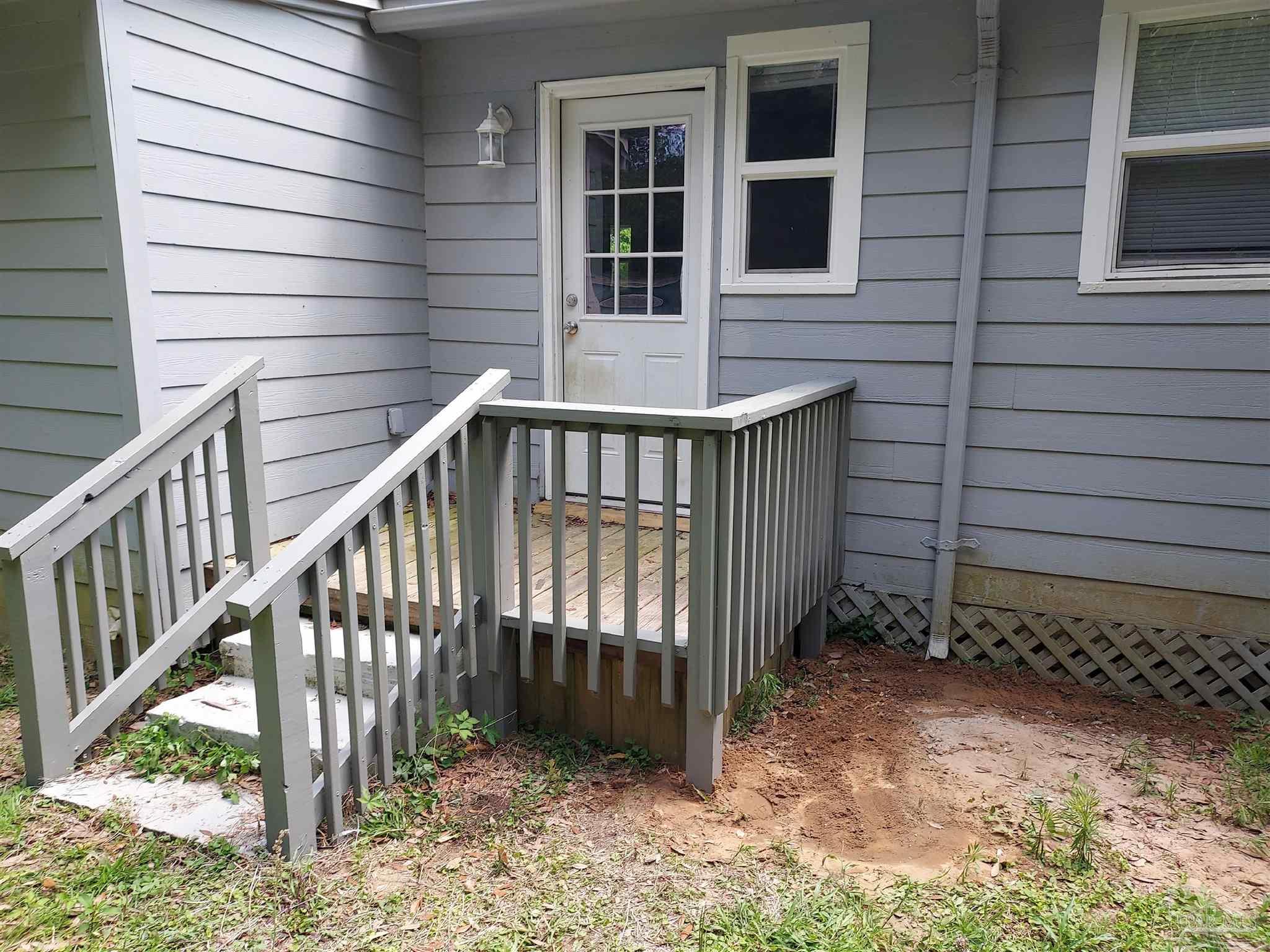 150 E Ensley Street Pensacola FL 32514