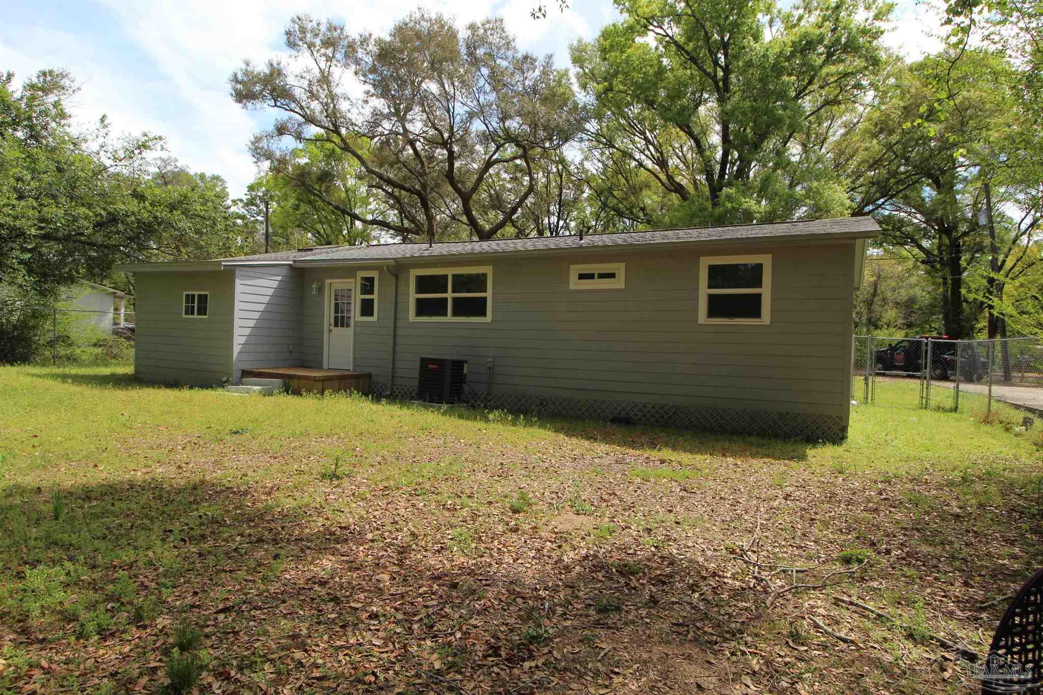 150 E Ensley Street Pensacola FL 32514