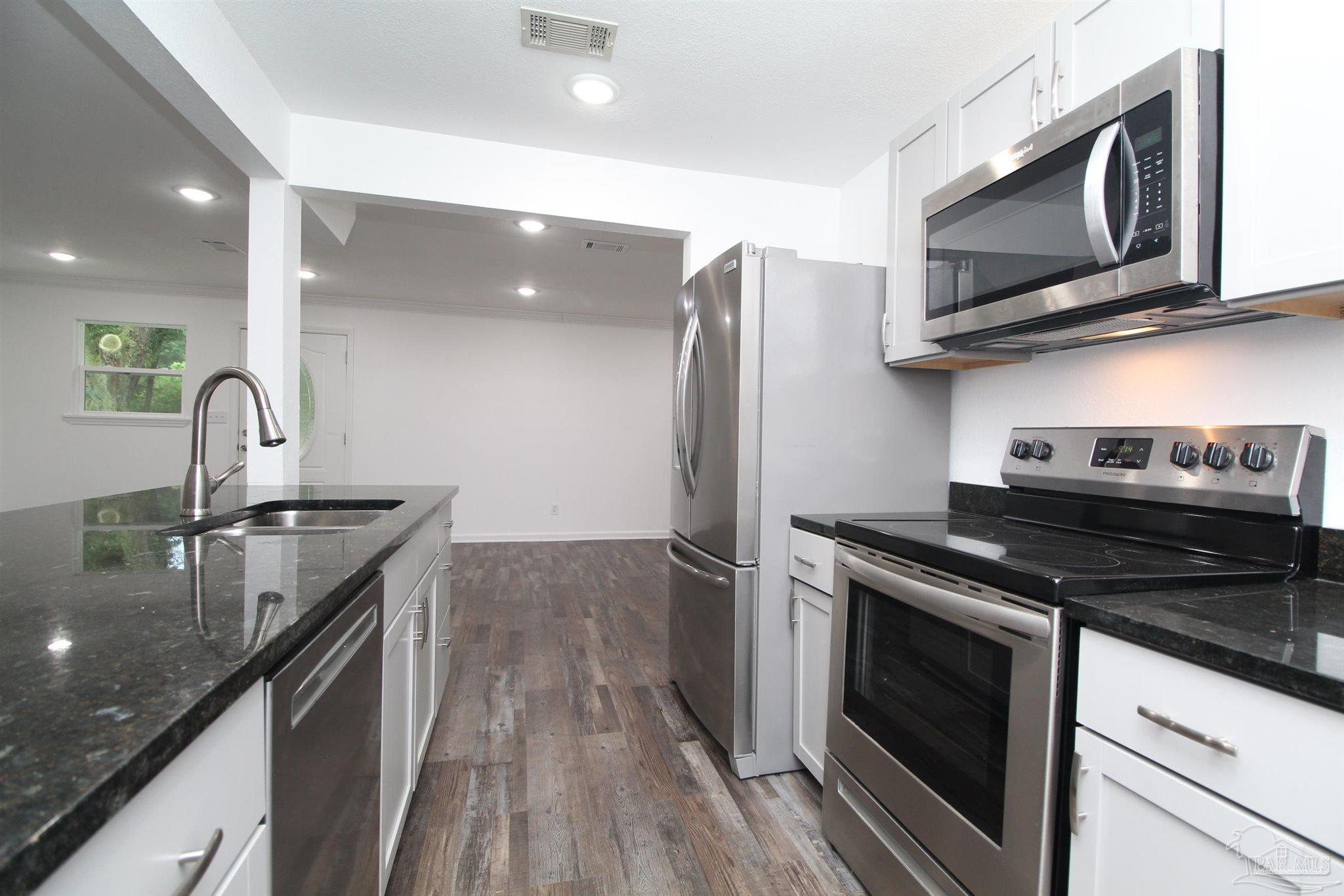 150 E Ensley Street Pensacola FL 32514