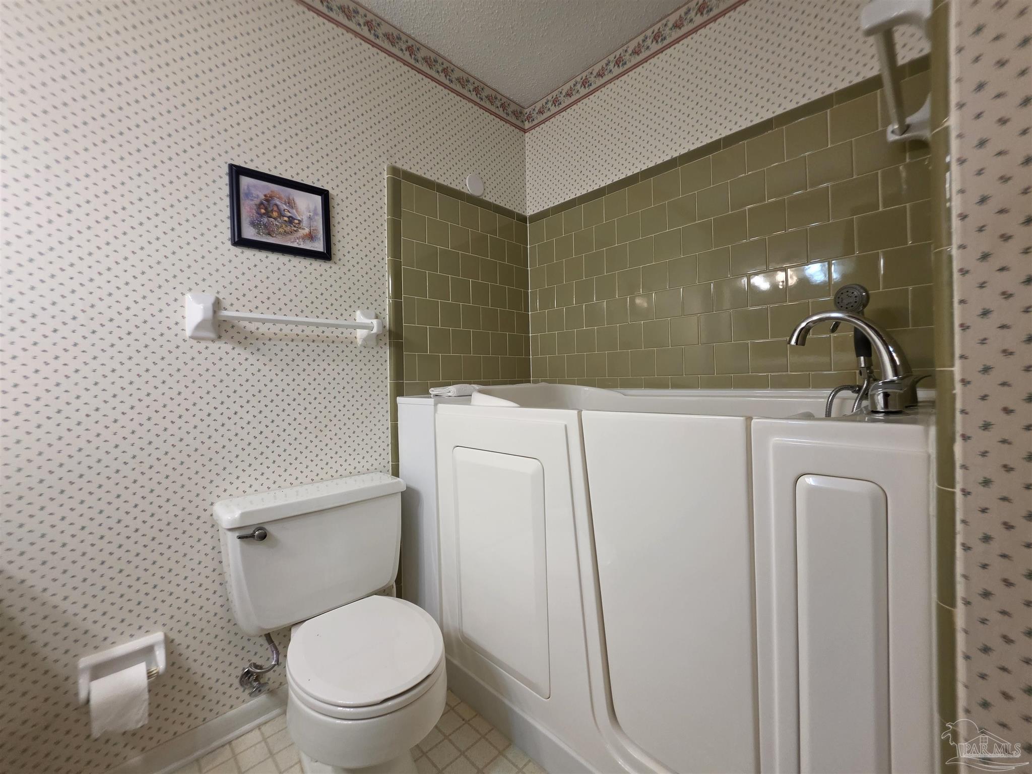 5505 Fairview Drive Pensacola FL 32505