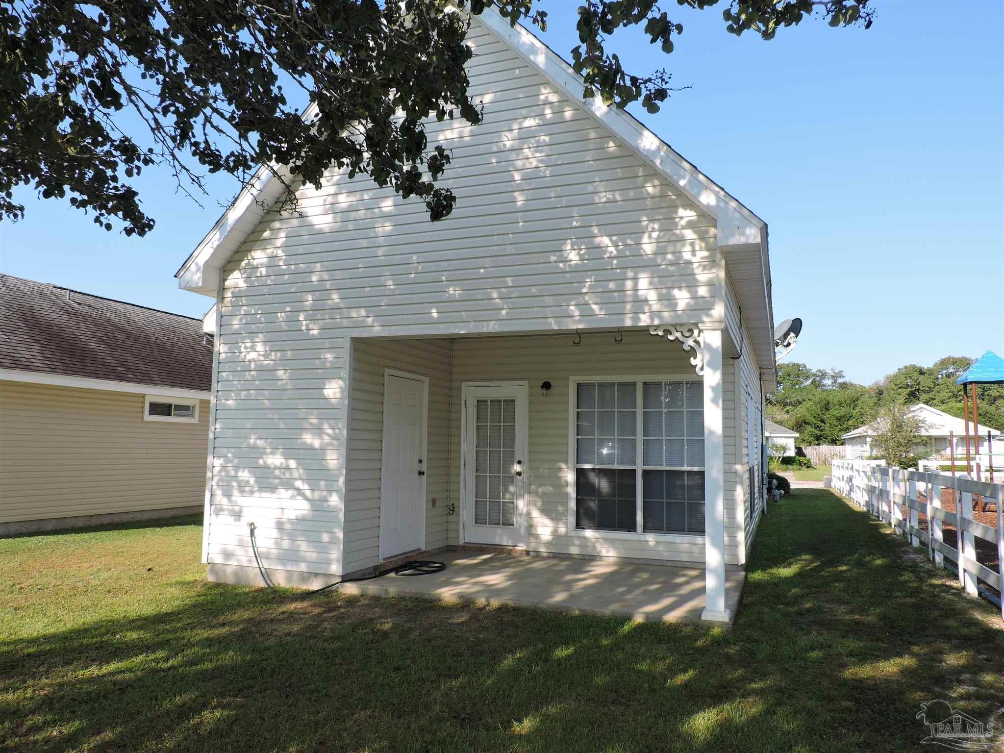 1284 Jasper Street Cantonment FL 32533