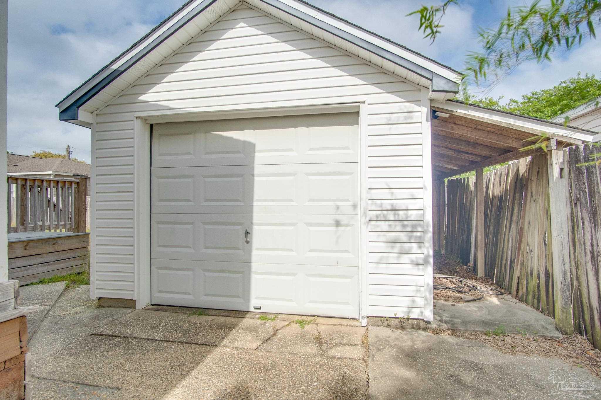 2012 N 19th Avenue Pensacola FL 32503
