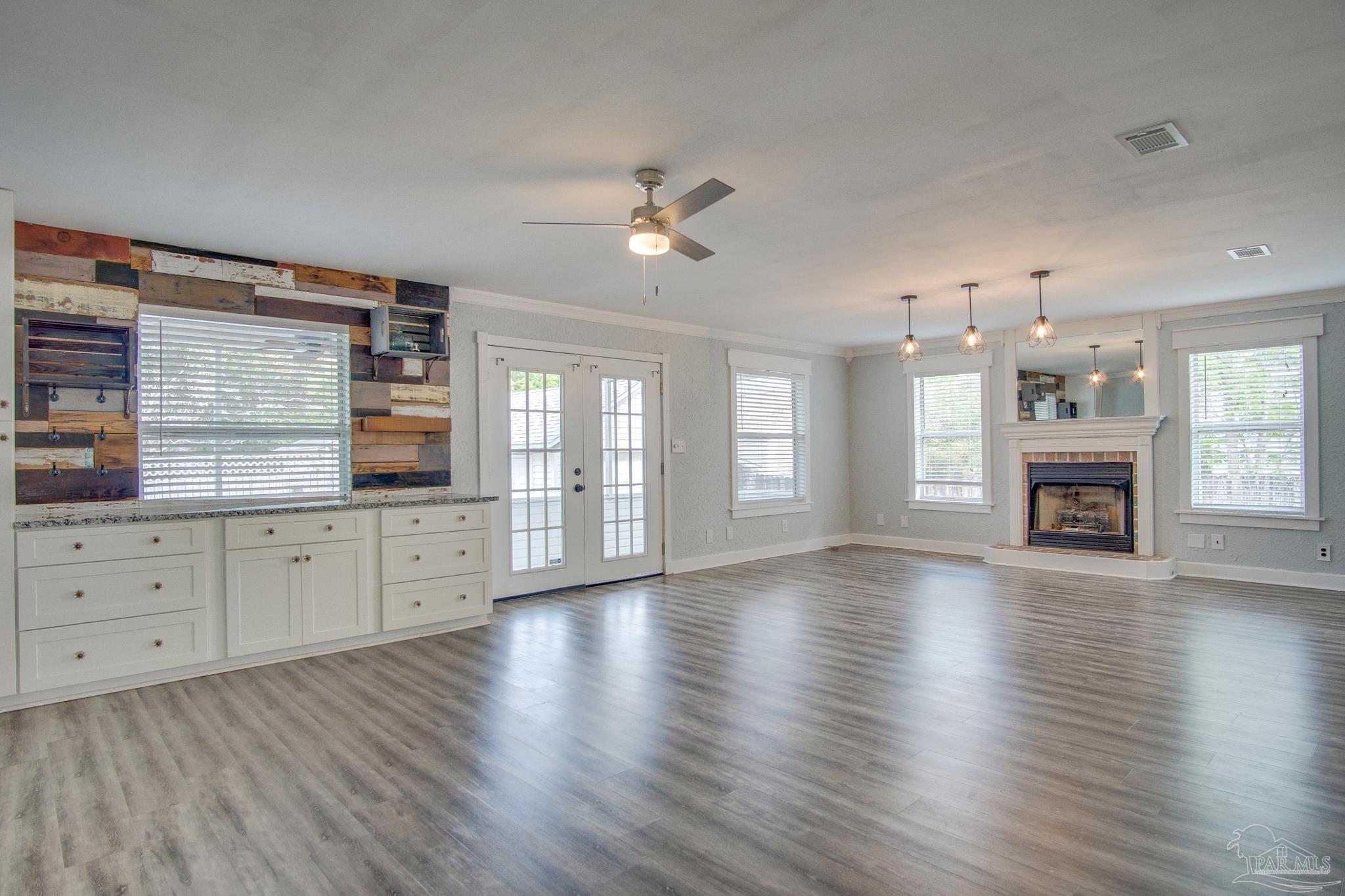 2012 N 19th Avenue Pensacola FL 32503