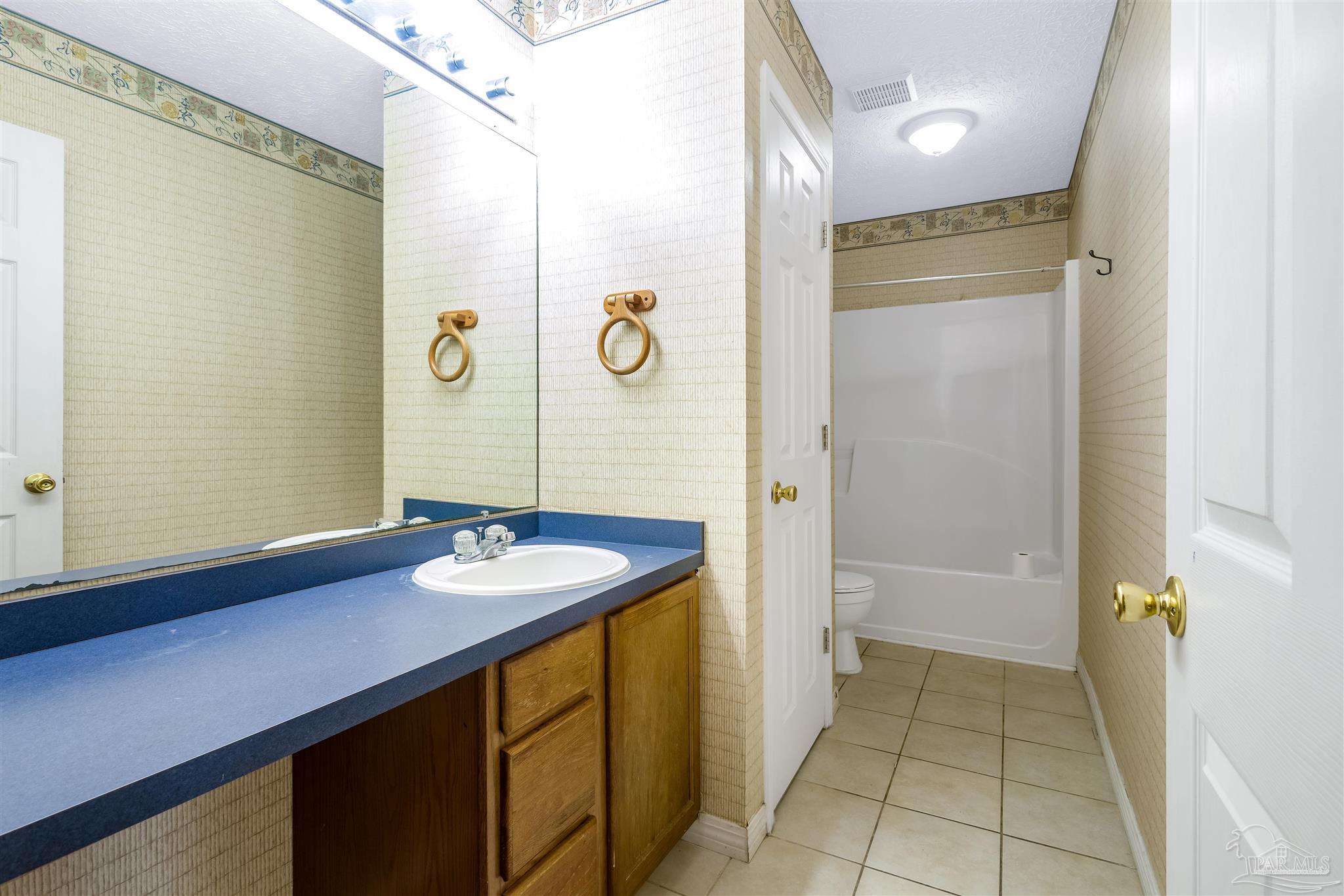 13 SE Chatelaine Circle Ft Walton Beach FL 32548