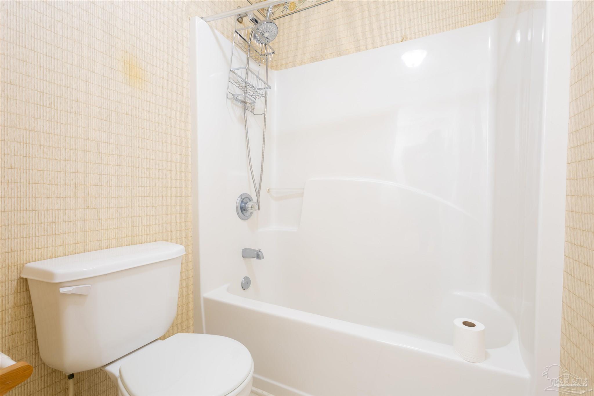 13 SE Chatelaine Circle Ft Walton Beach FL 32548