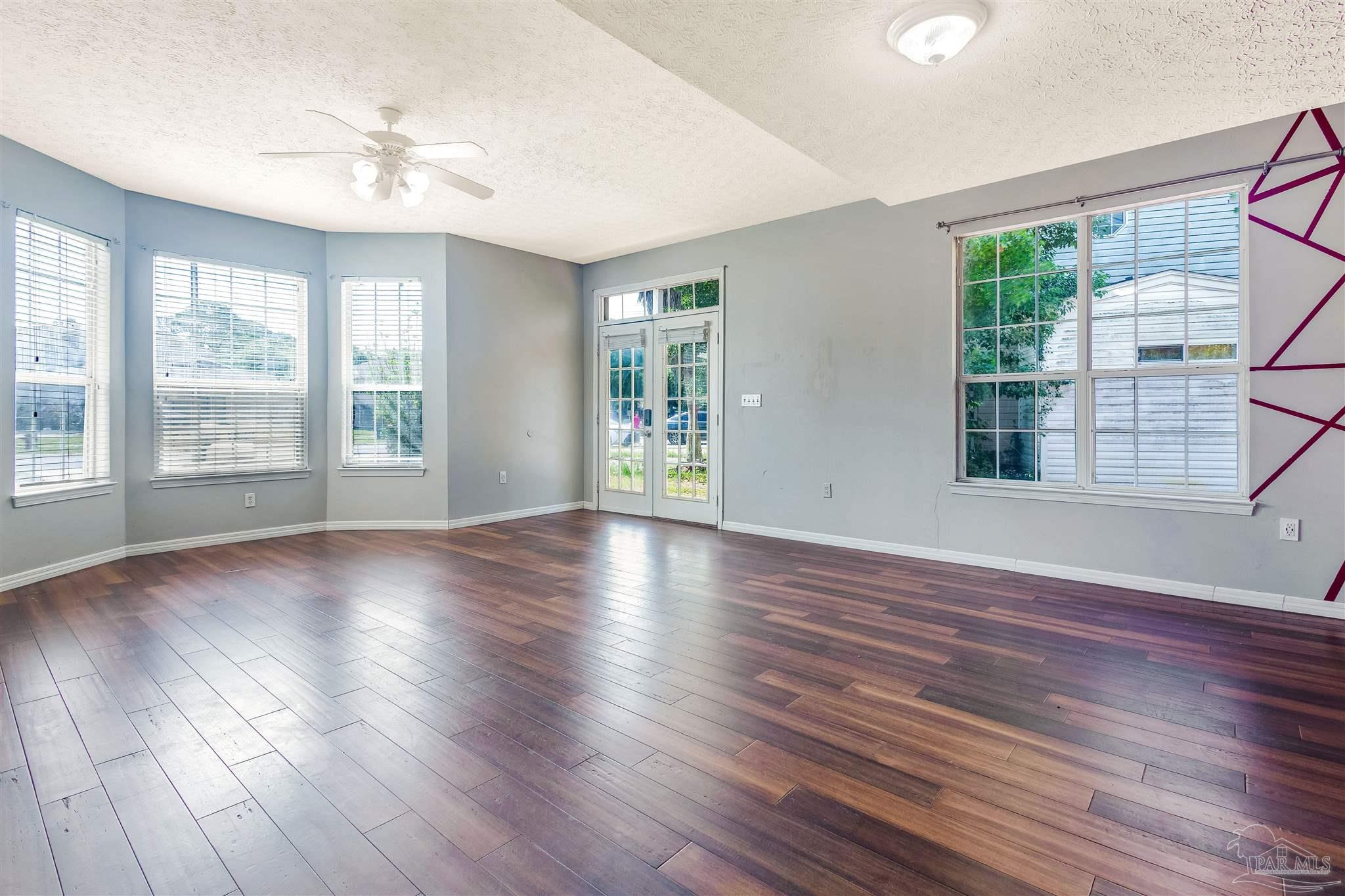 13 SE Chatelaine Circle Ft Walton Beach FL 32548