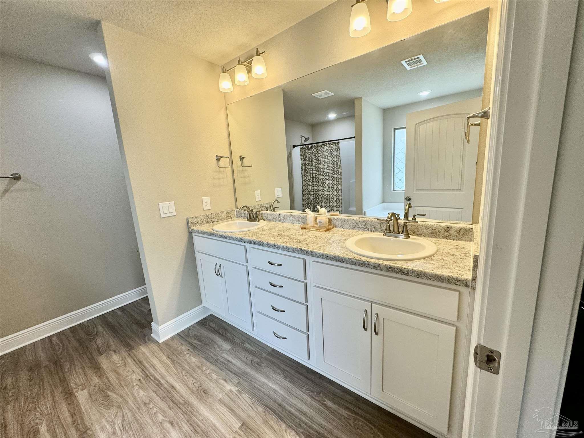 163 Beland Road Pensacola FL 32534
