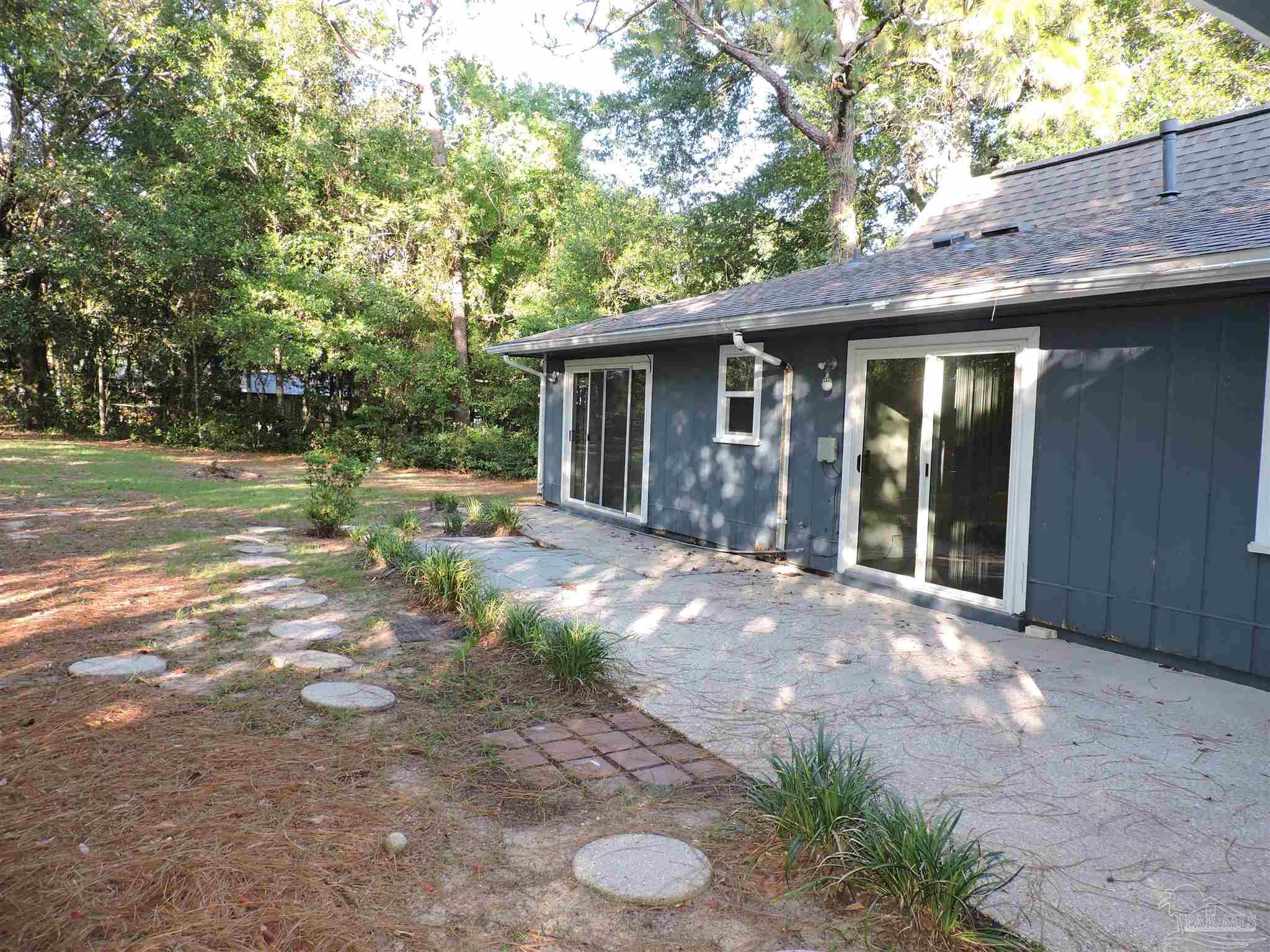 1885 Broyhill Circle Pensacola FL 32526