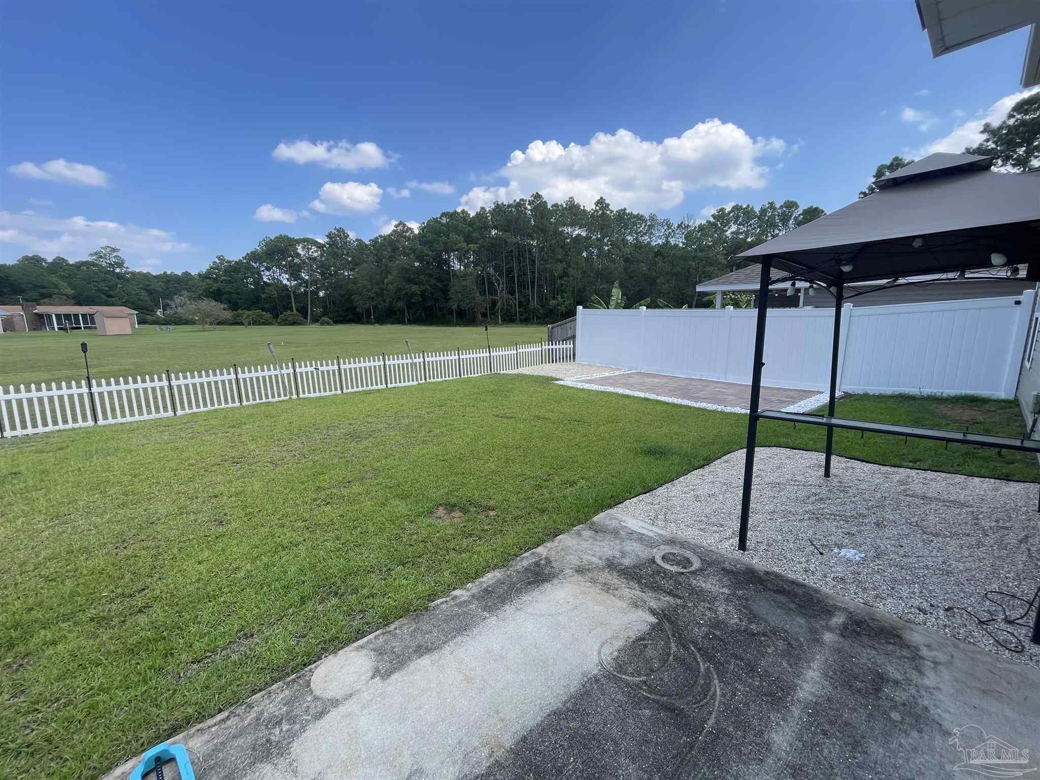 10541 Queens Gate Circle Pensacola FL 32506