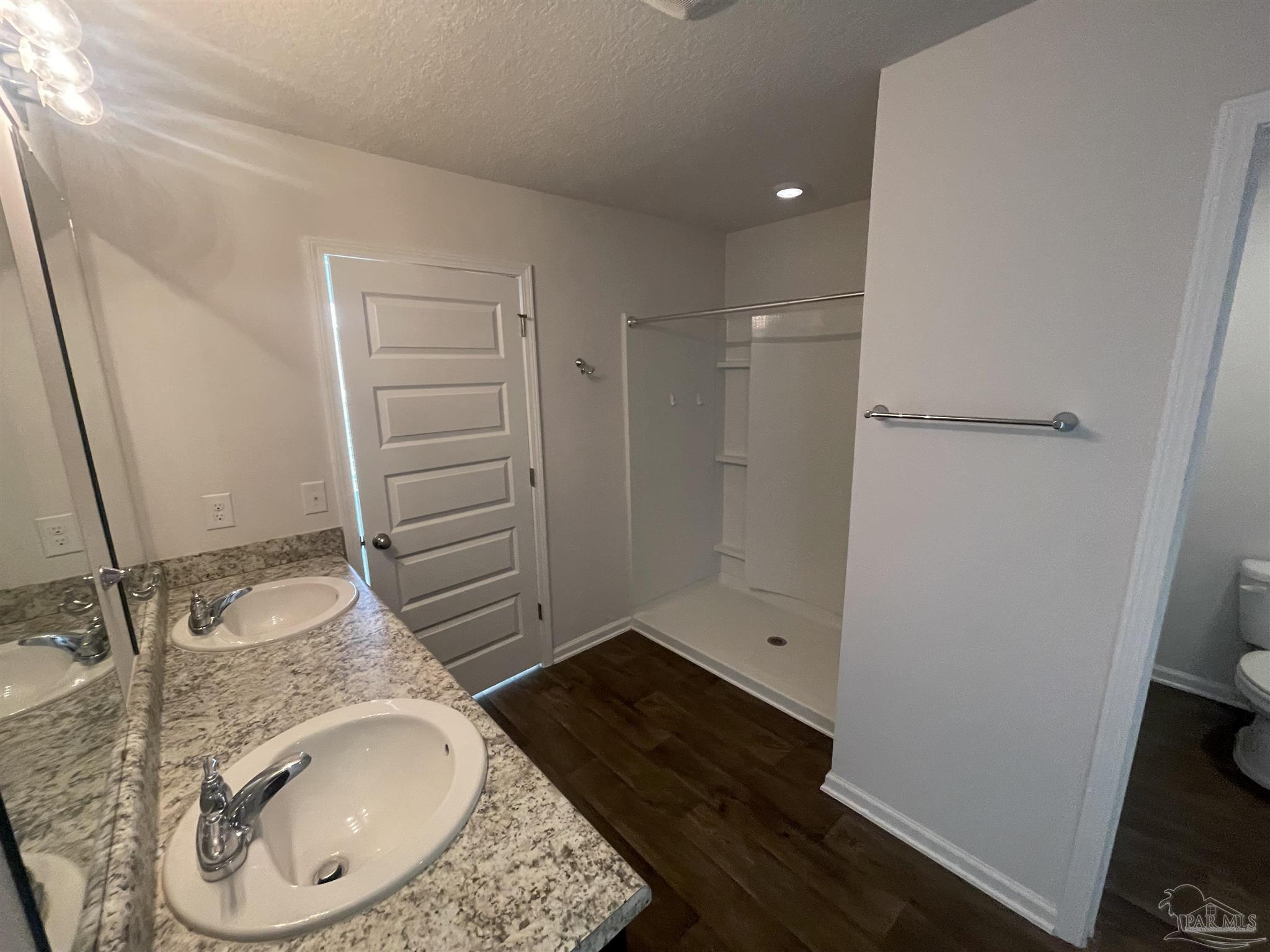 10541 Queens Gate Circle Pensacola FL 32506