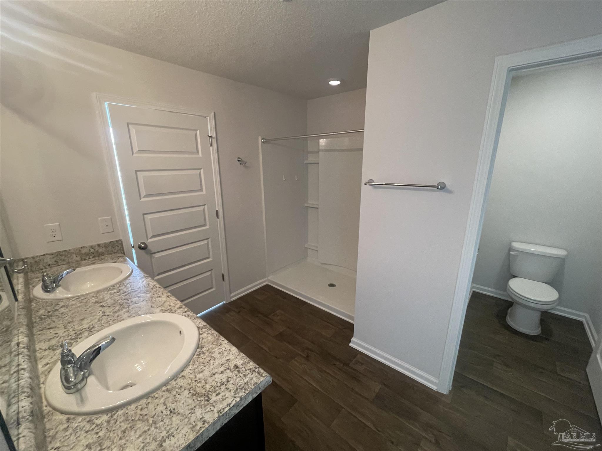 10541 Queens Gate Circle Pensacola FL 32506