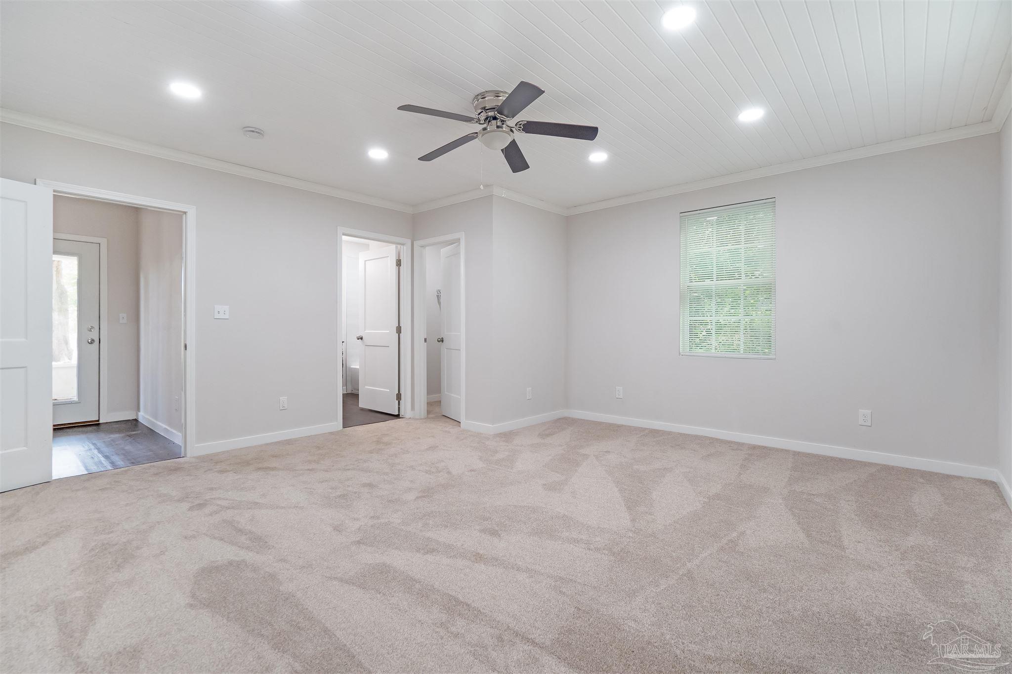 118 Czar Lane Pensacola FL 32503