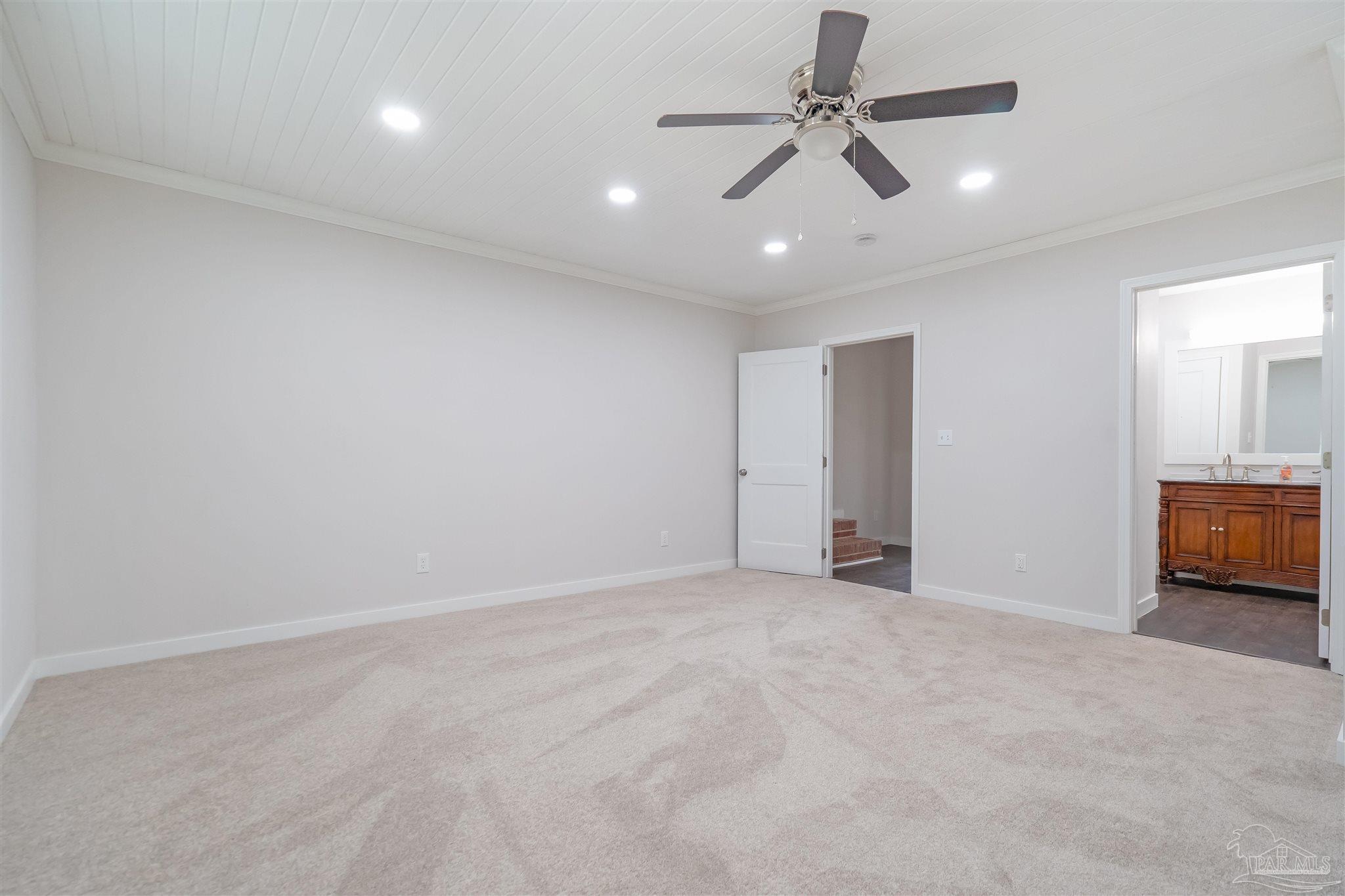 118 Czar Lane Pensacola FL 32503