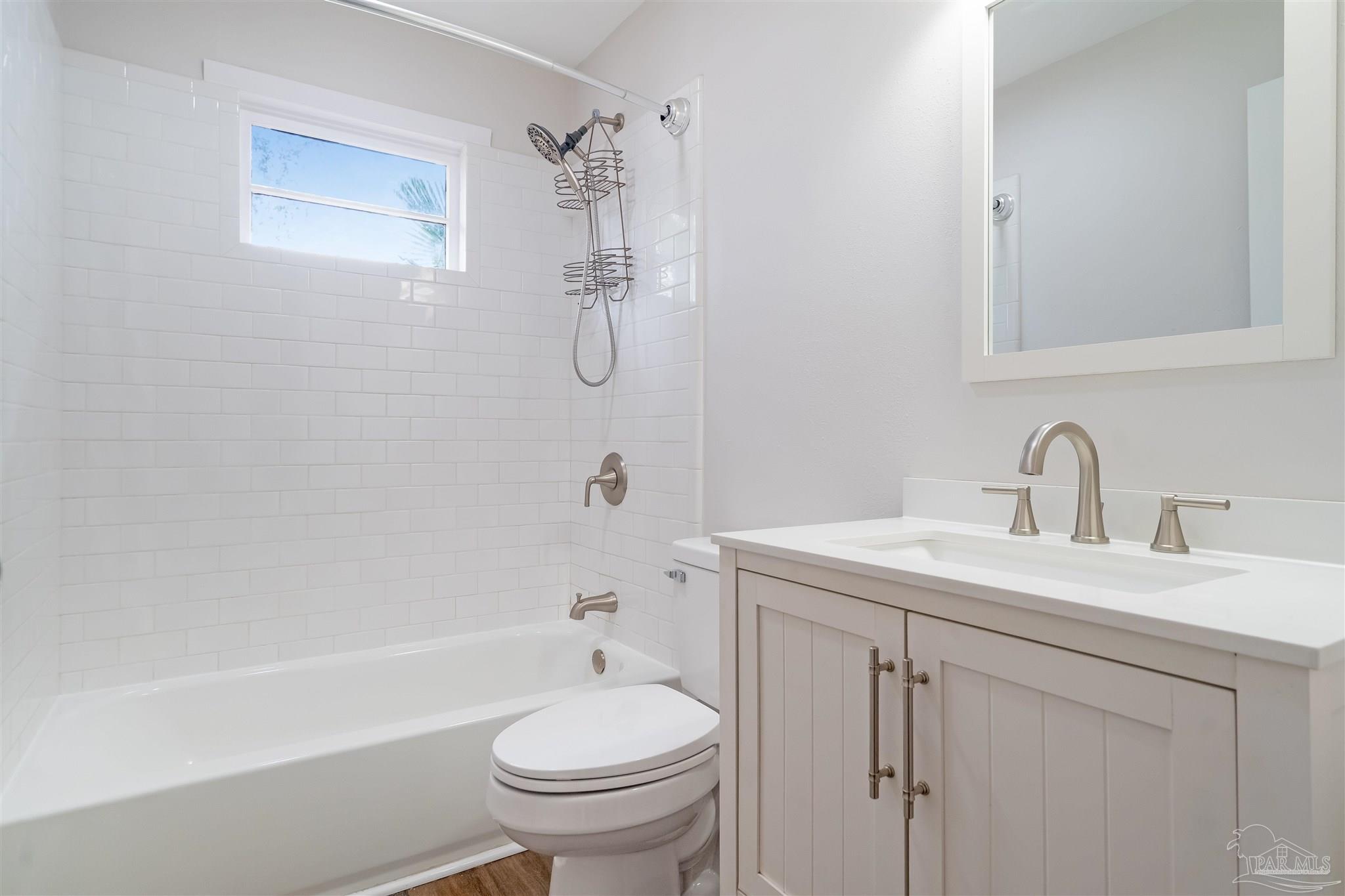 118 Czar Lane Pensacola FL 32503