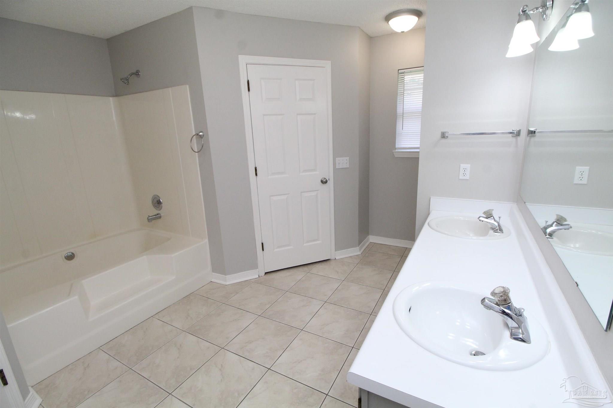 1713 Cahaba Circle Pensacola FL 32526