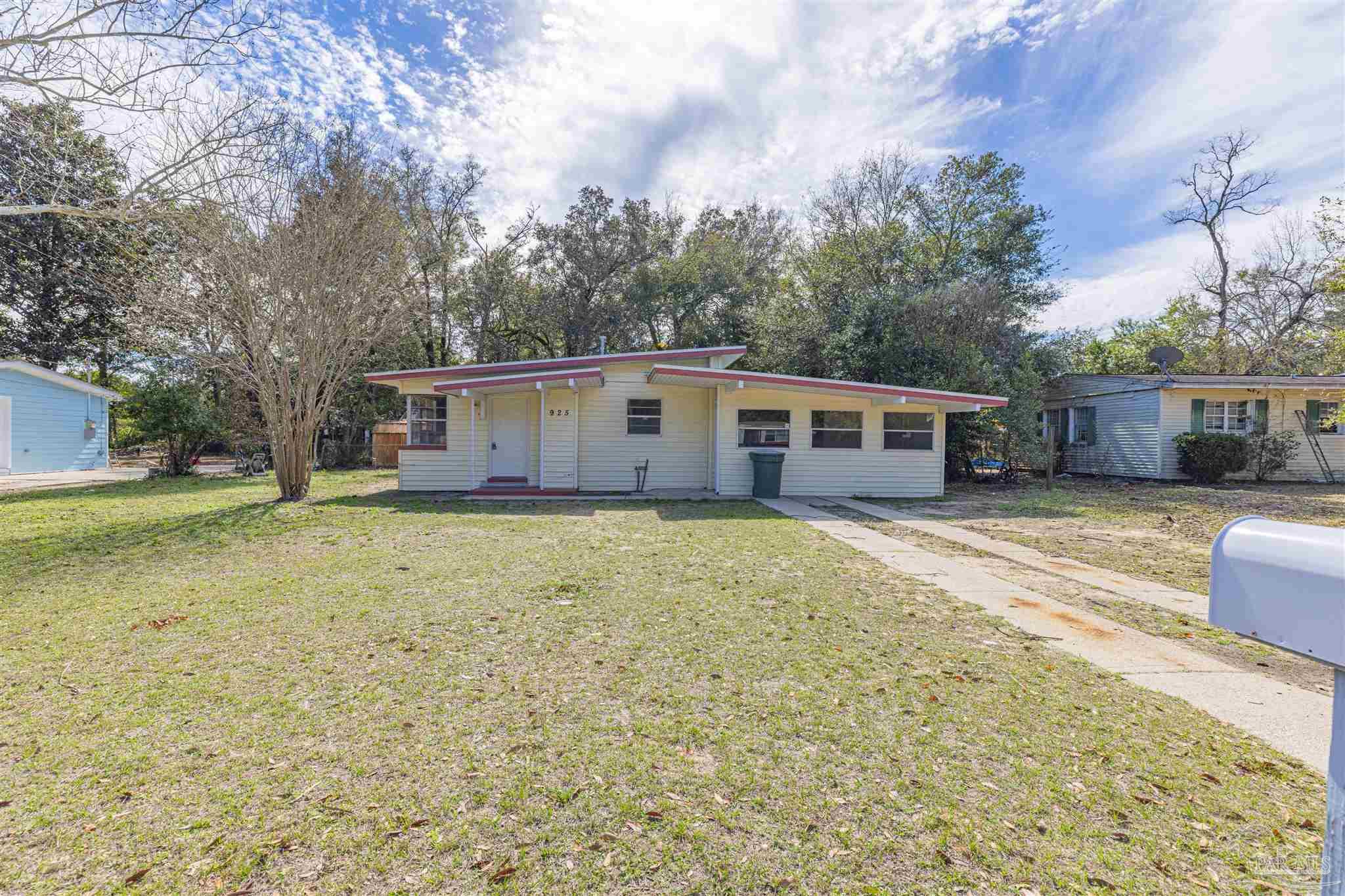 925 S Madison Drive Pensacola FL 32505