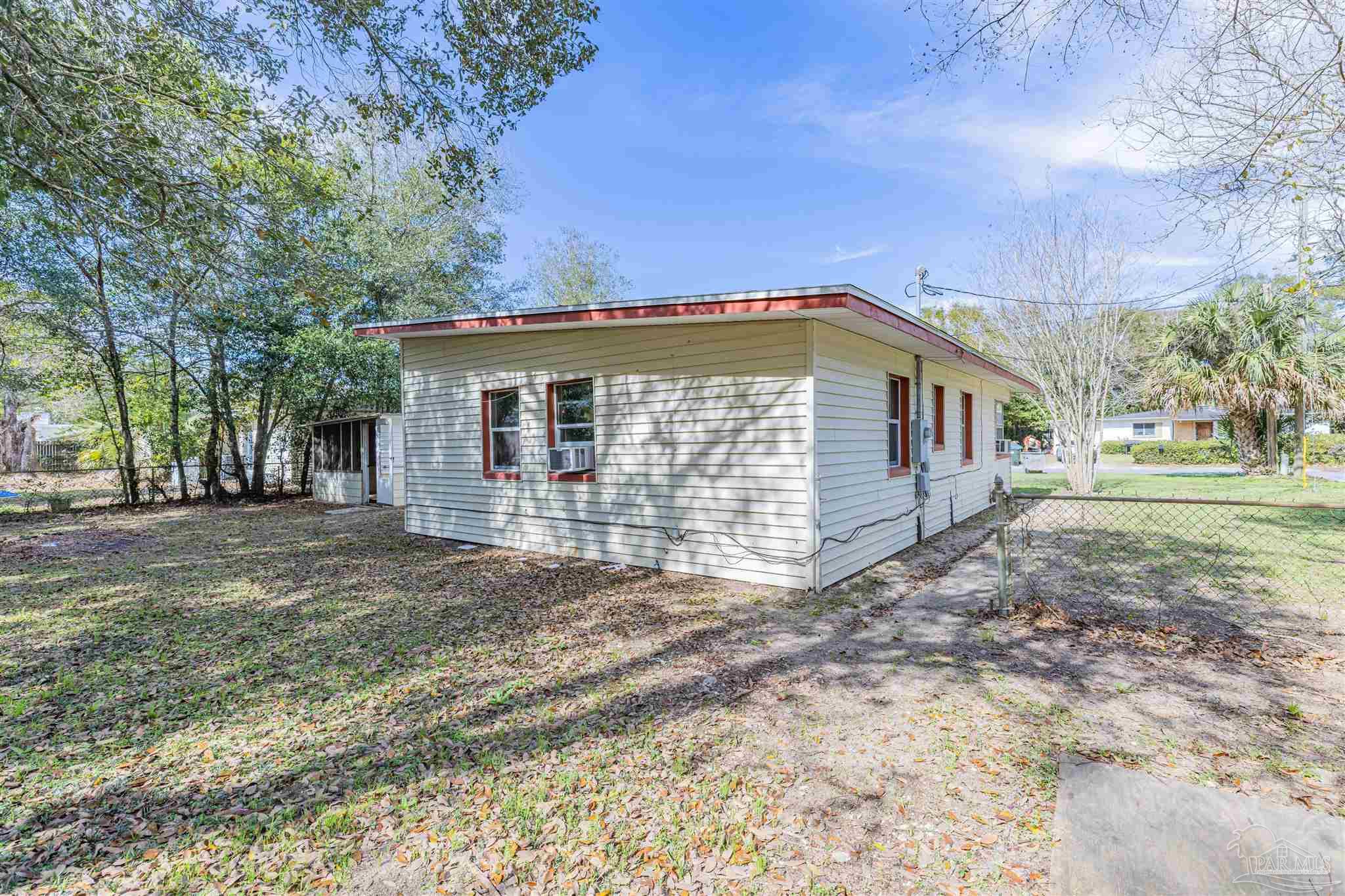 925 S Madison Drive Pensacola FL 32505