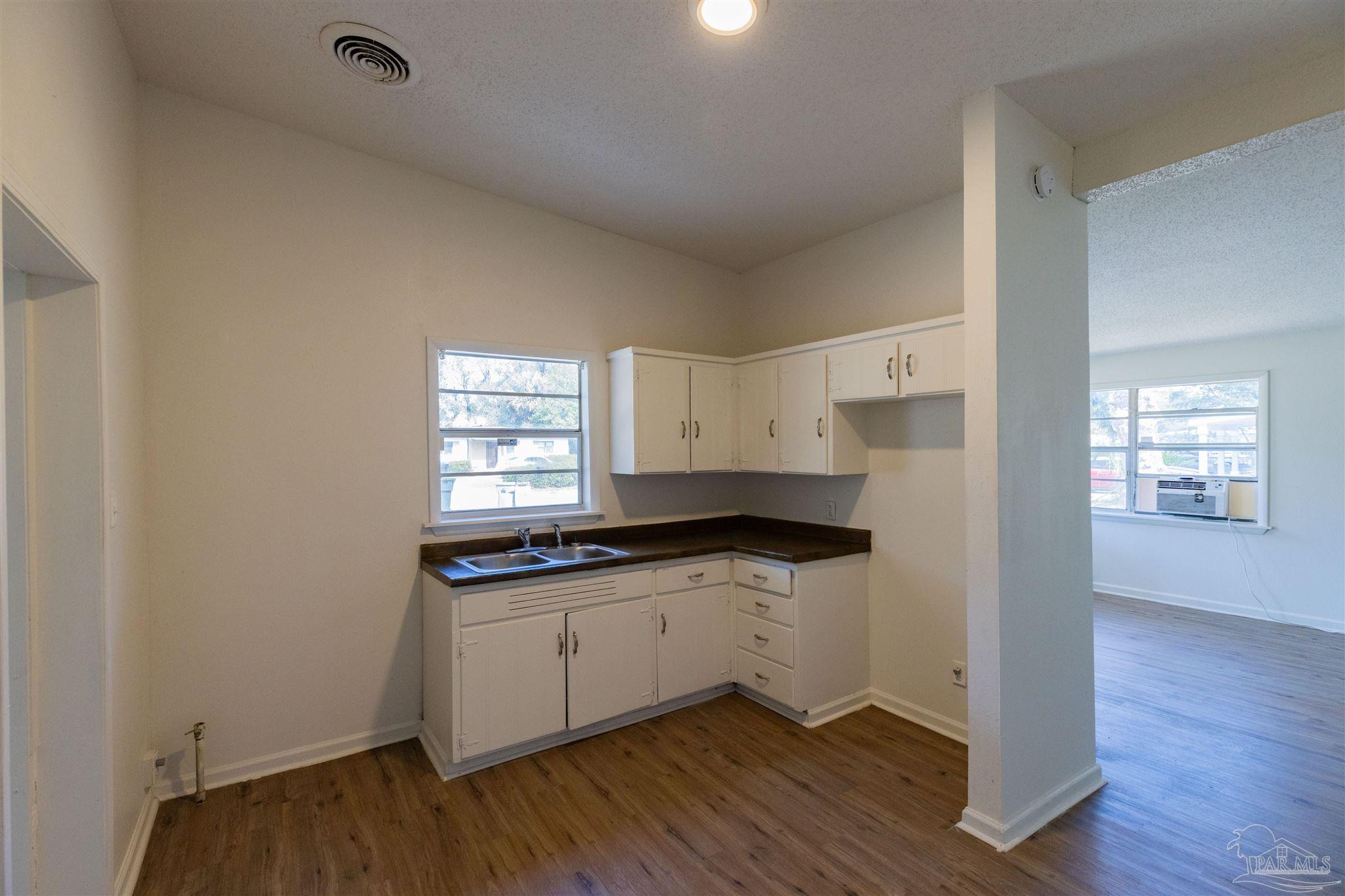 925 S Madison Drive Pensacola FL 32505