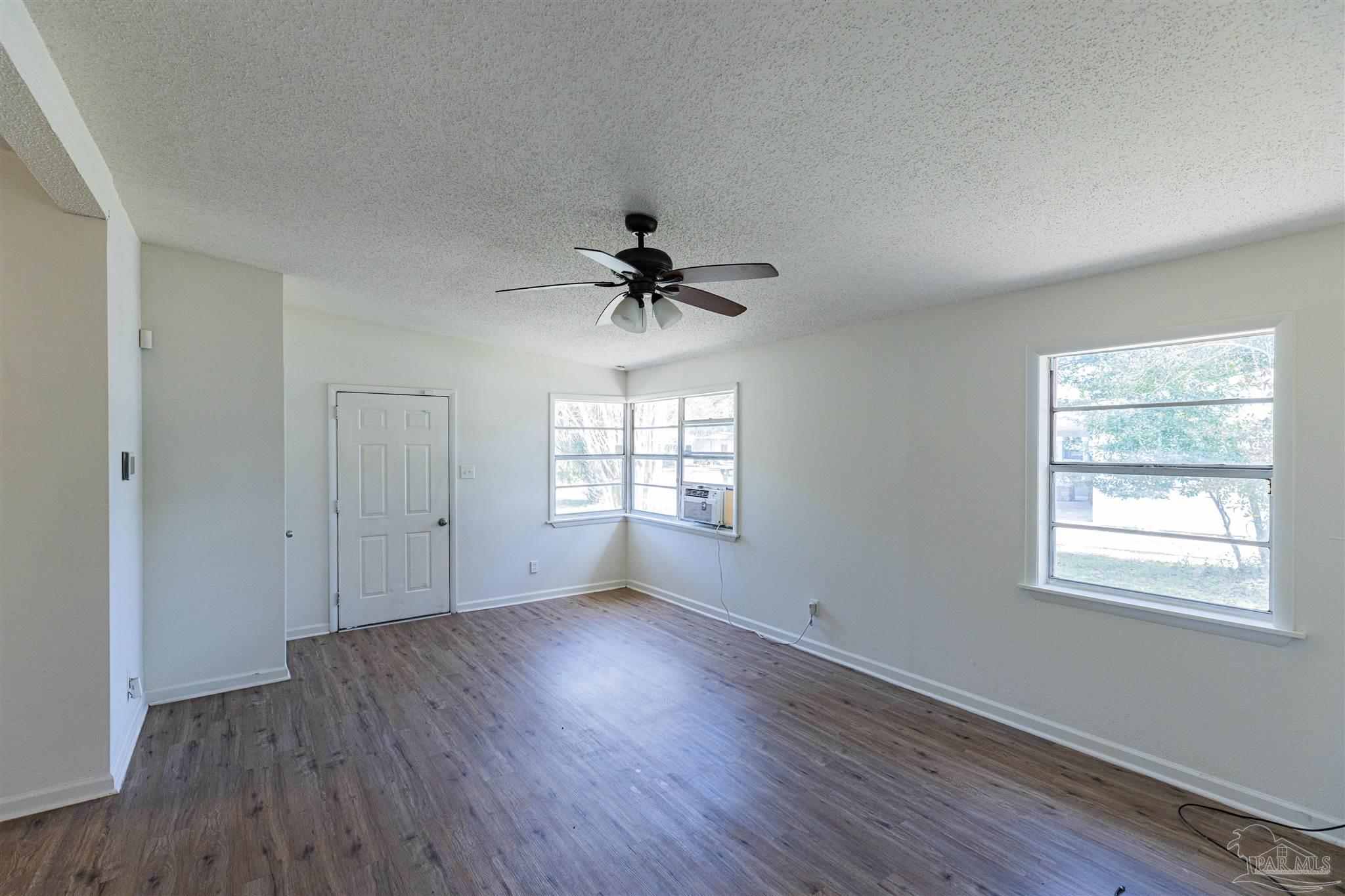 925 S Madison Drive Pensacola FL 32505