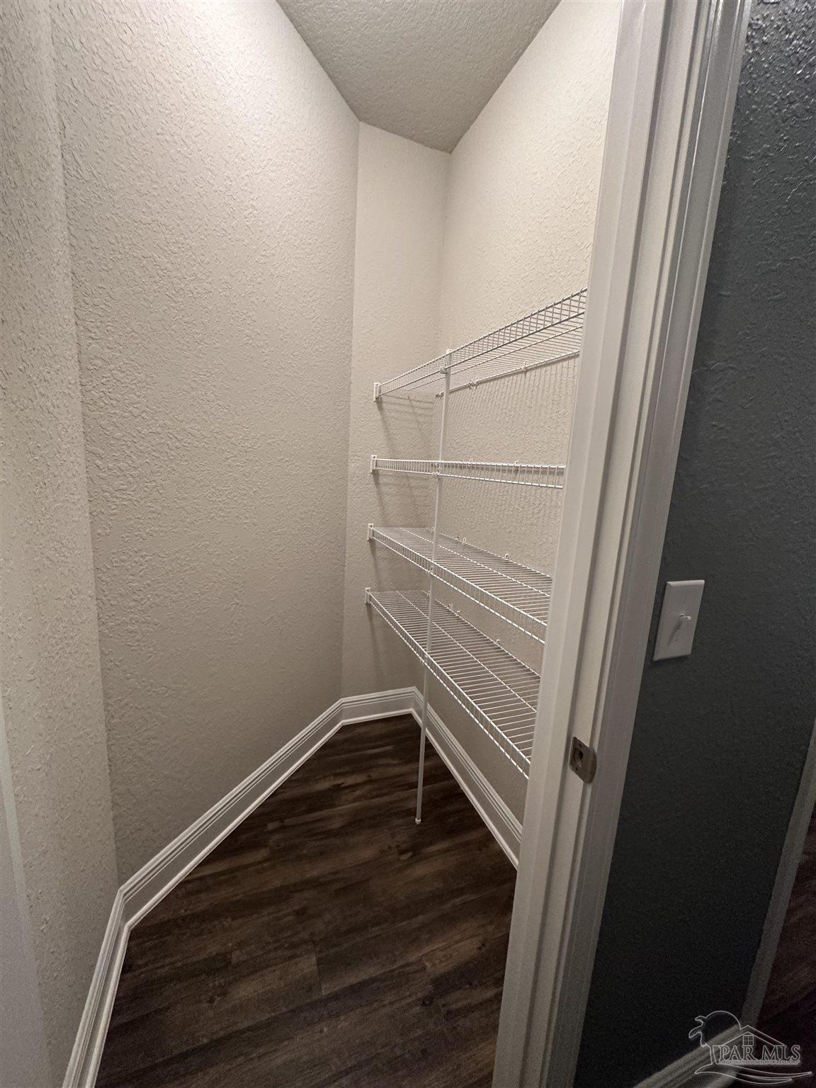 841 Oak Alley Pensacola FL 32506