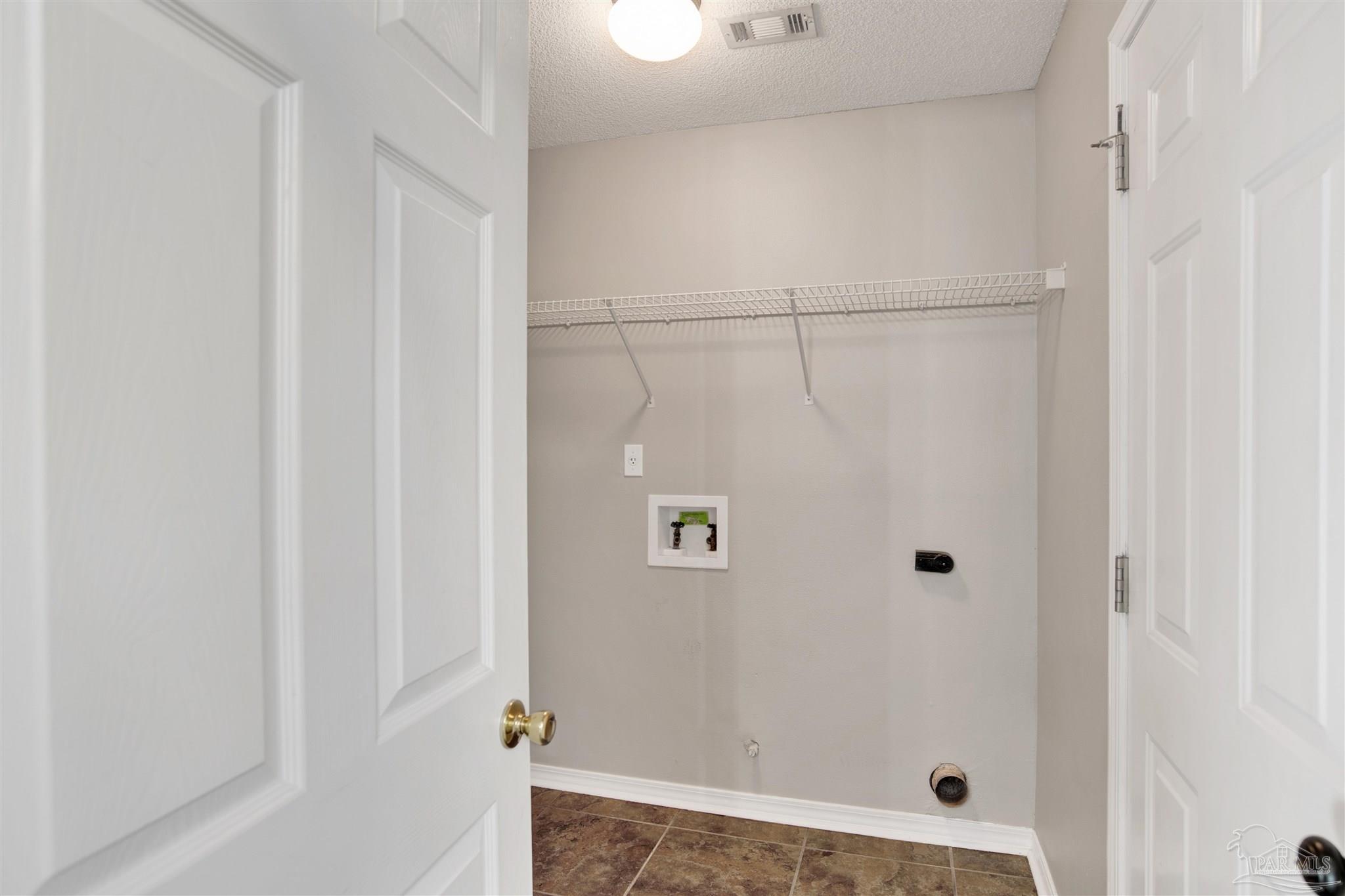 512 Batten Boulevard Pensacola FL 32507