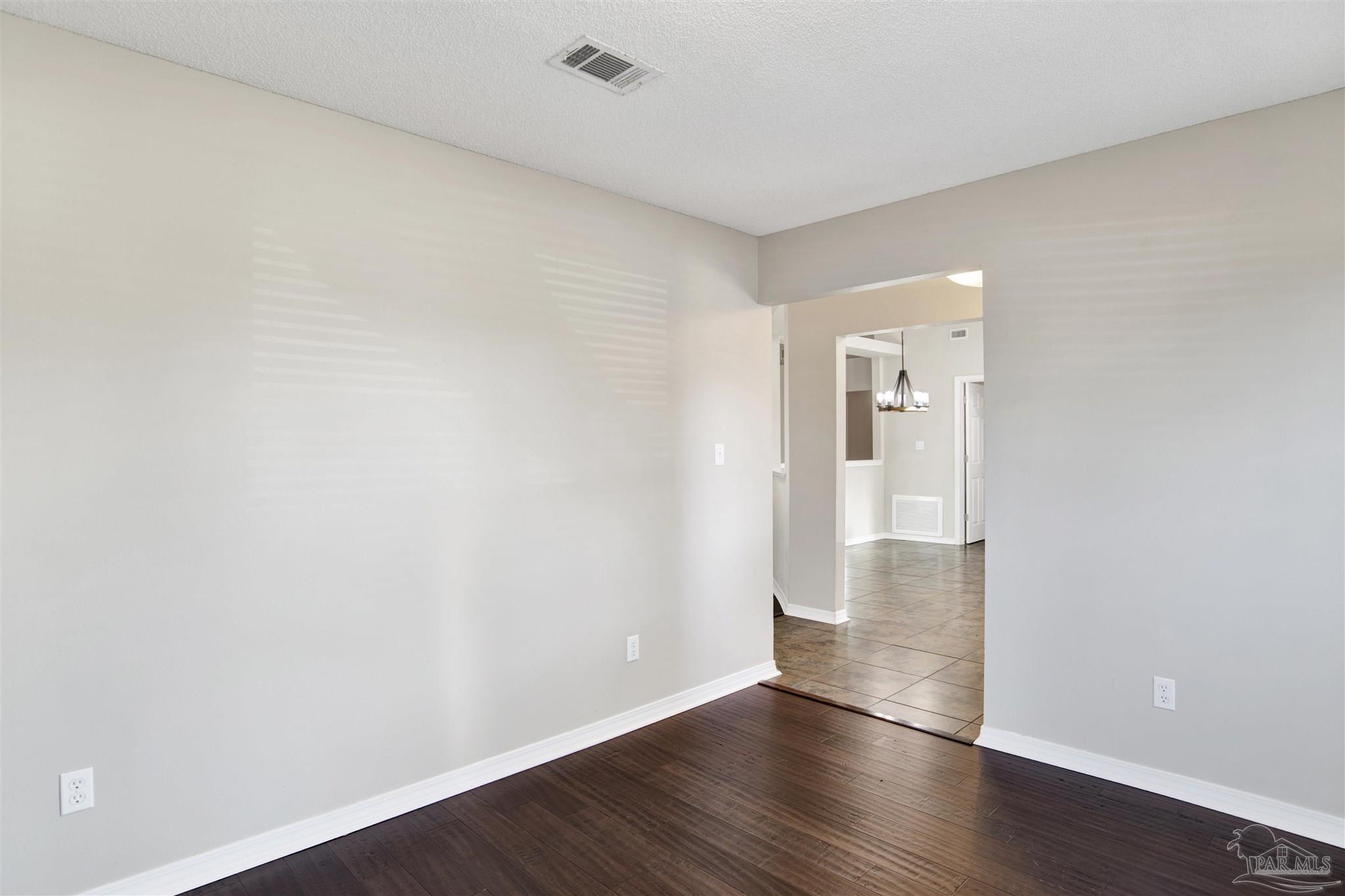 512 Batten Boulevard Pensacola FL 32507