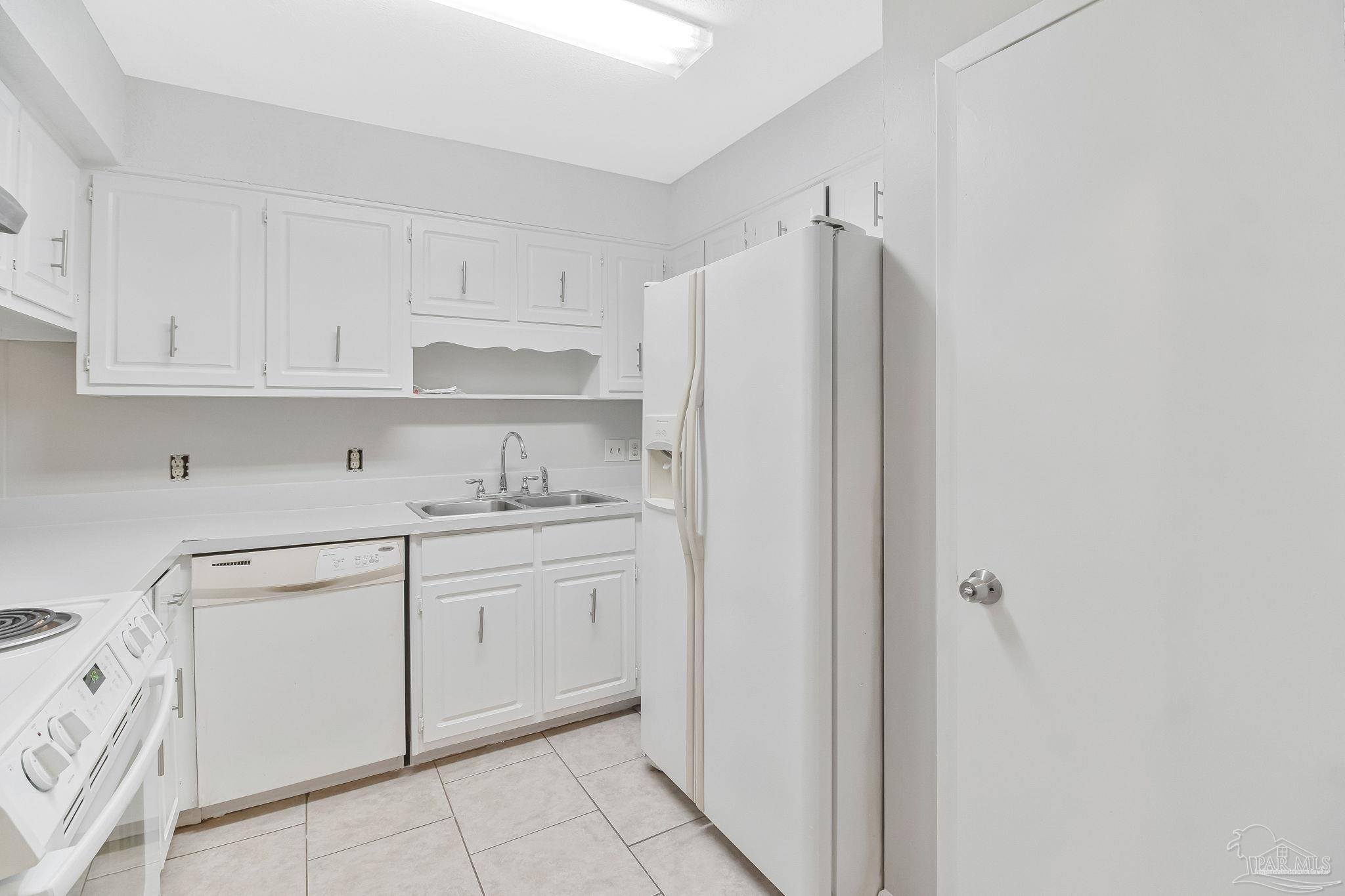 464 E Burgess Road Pensacola FL 32504