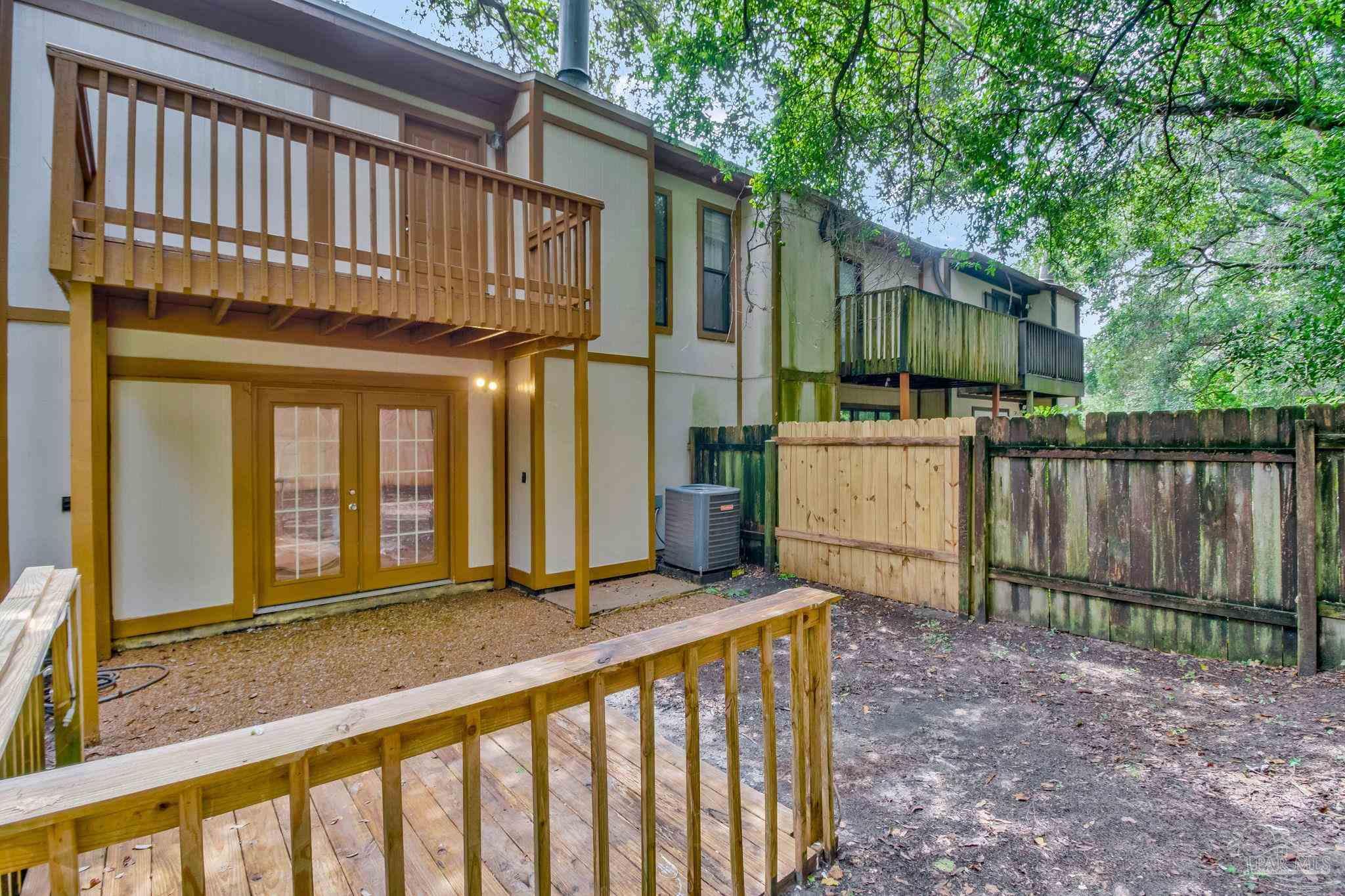 464 E Burgess Road Pensacola FL 32504
