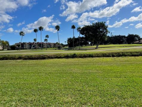 4708 Lucerne Lakes Boulevard Lake Worth FL 33467