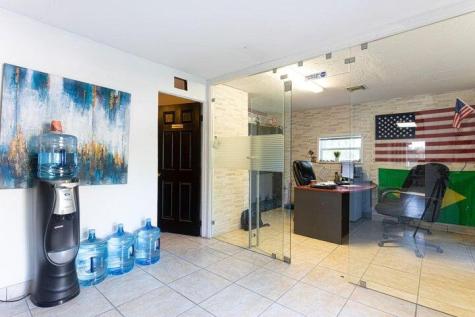 3109 2nd Avenue Palm Springs FL 33461
