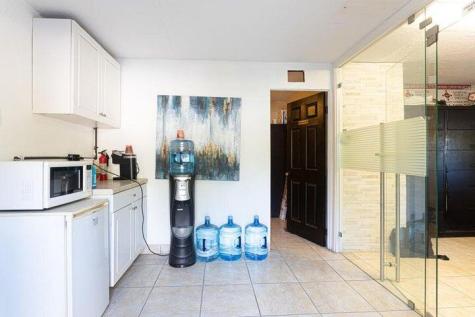 3109 2nd Avenue Palm Springs FL 33461