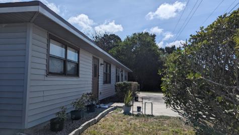 809 E Weatherbee Road Fort Pierce FL 34982