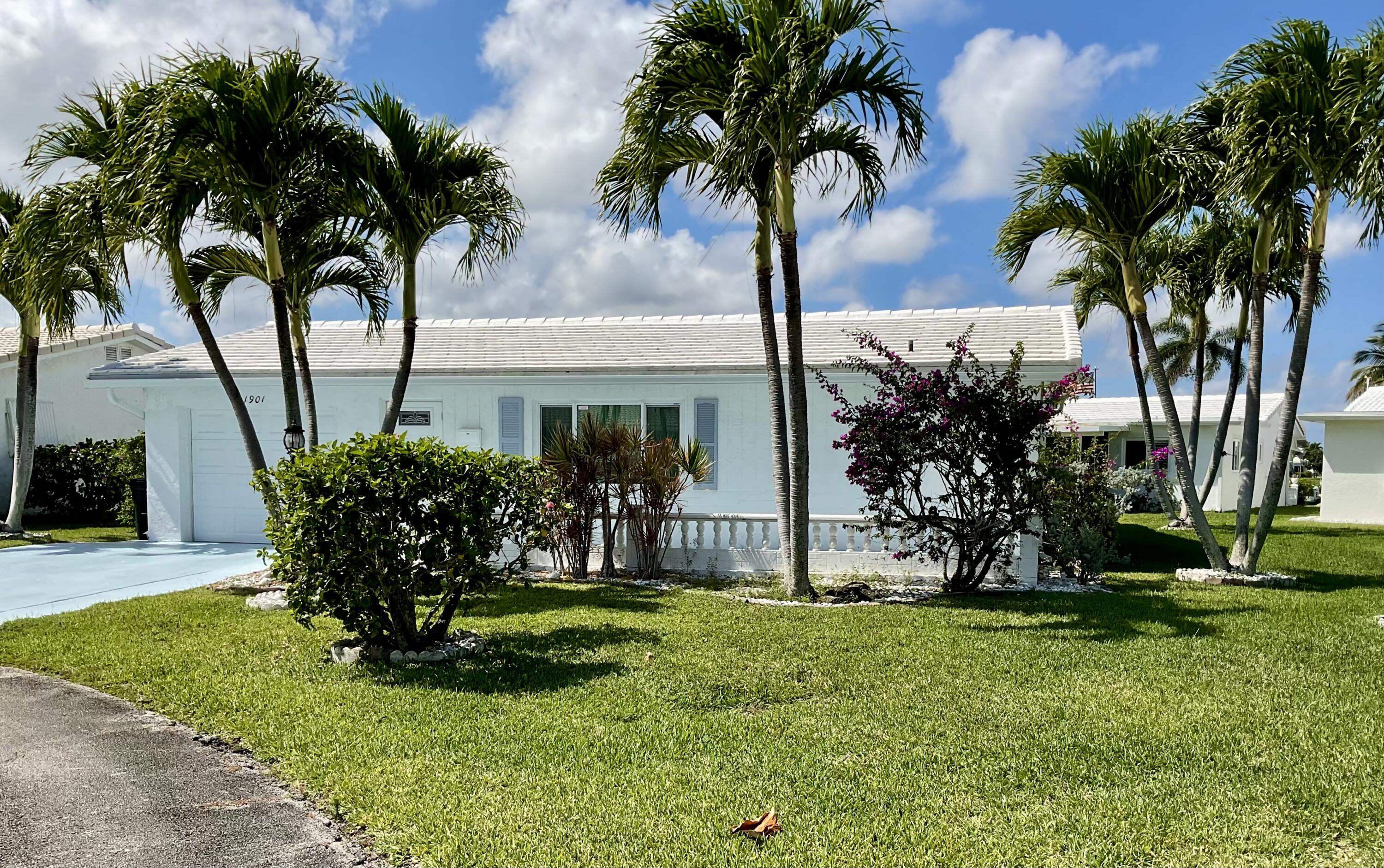 1901 Sw 20th Circle Boynton Beach FL 33426