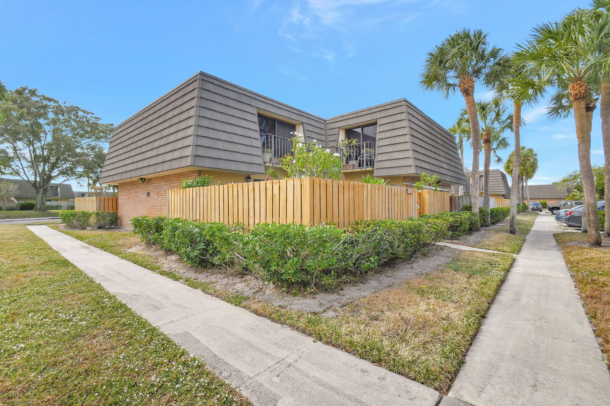 319 3rd Way West Palm Beach FL 33407