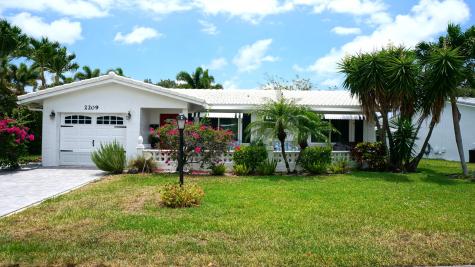 2209 Sw Roma Way Boynton Beach FL 33426