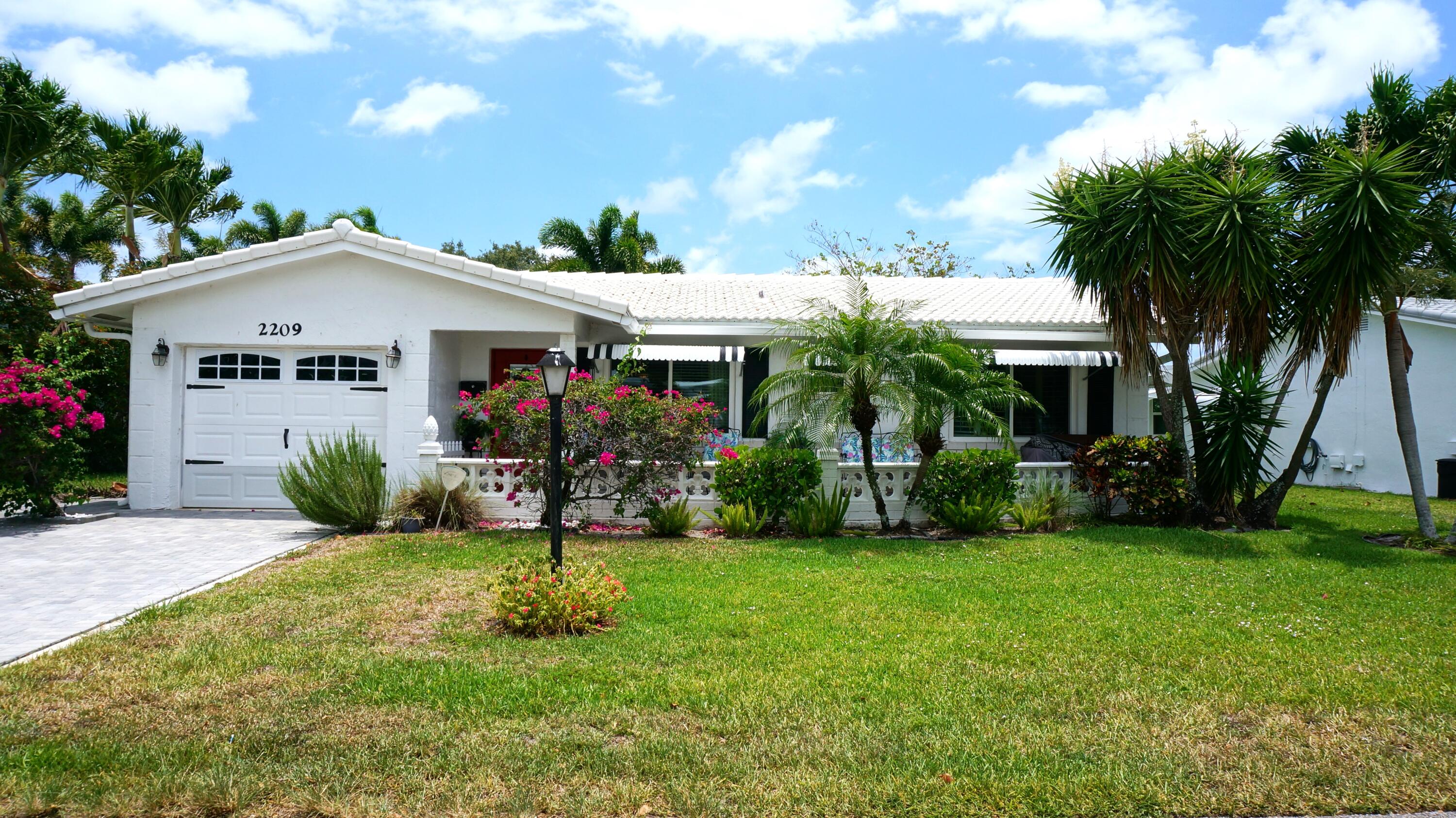 2209 Sw Roma Way Boynton Beach FL 33426