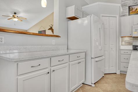 867 Peyton Avenue Palm Bay FL 32908