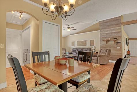 867 Peyton Avenue Palm Bay FL 32908