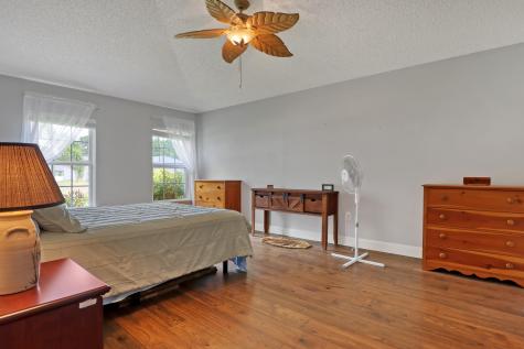 867 Peyton Avenue Palm Bay FL 32908