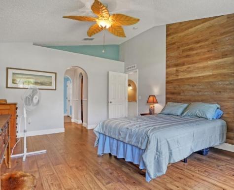 867 Peyton Avenue Palm Bay FL 32908