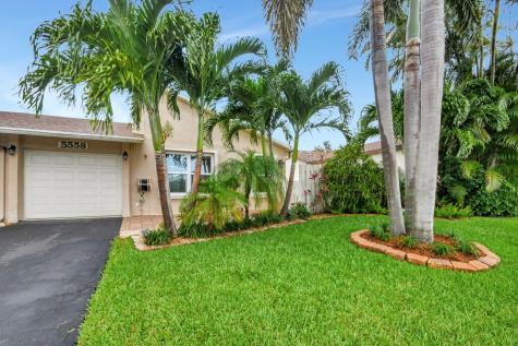 5558 Mirror Lakes Boulevard Boynton Beach FL 33472