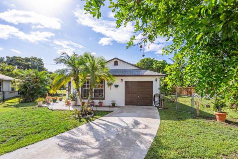 10064 Boynton Place Circle Boynton Beach FL 33437