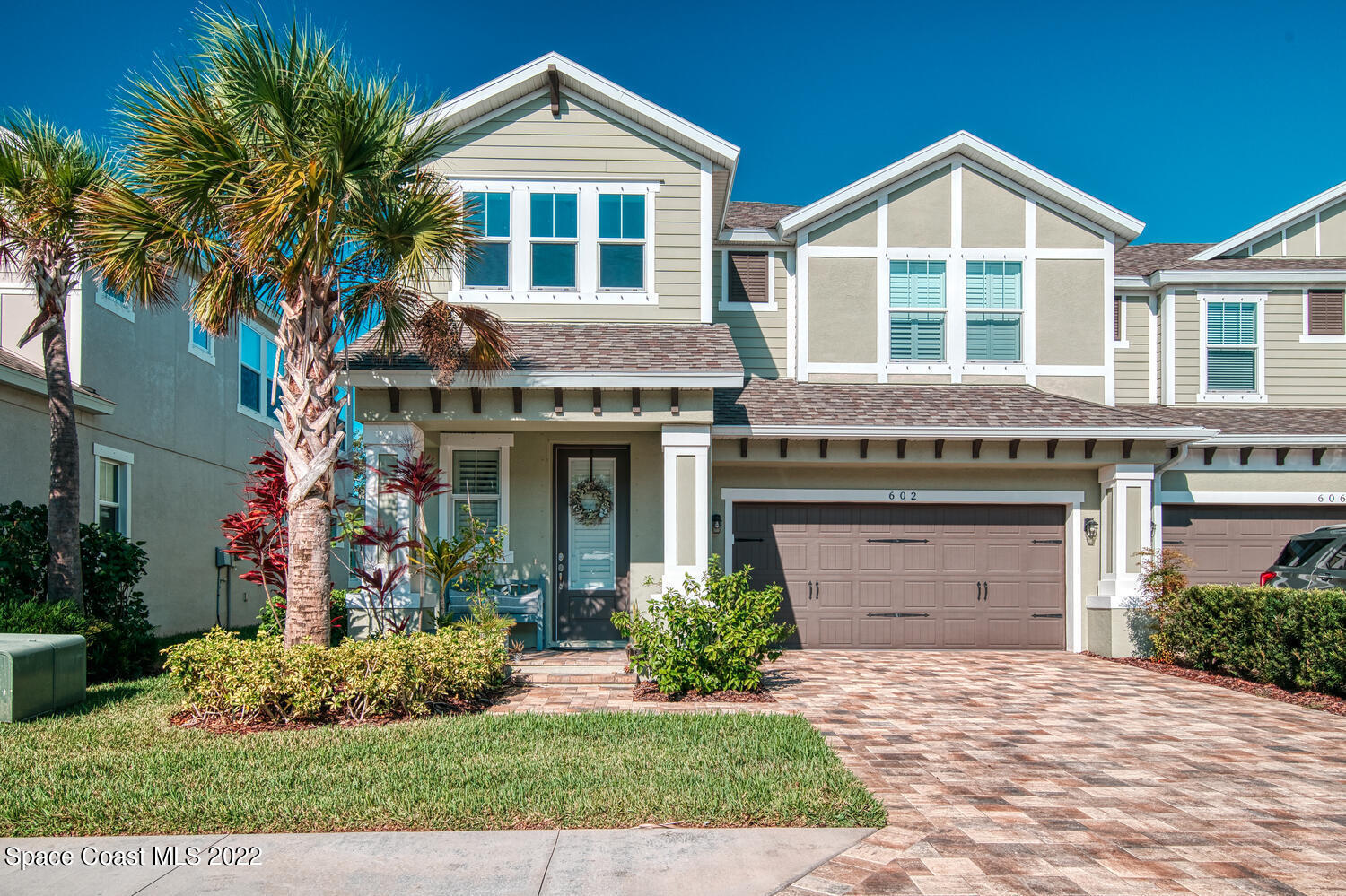602 Ozona Village Drive Palm Harbor FL 34683