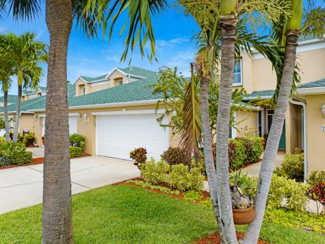 210 Mcguire Boulevard Indian Harbour Beach FL 32937