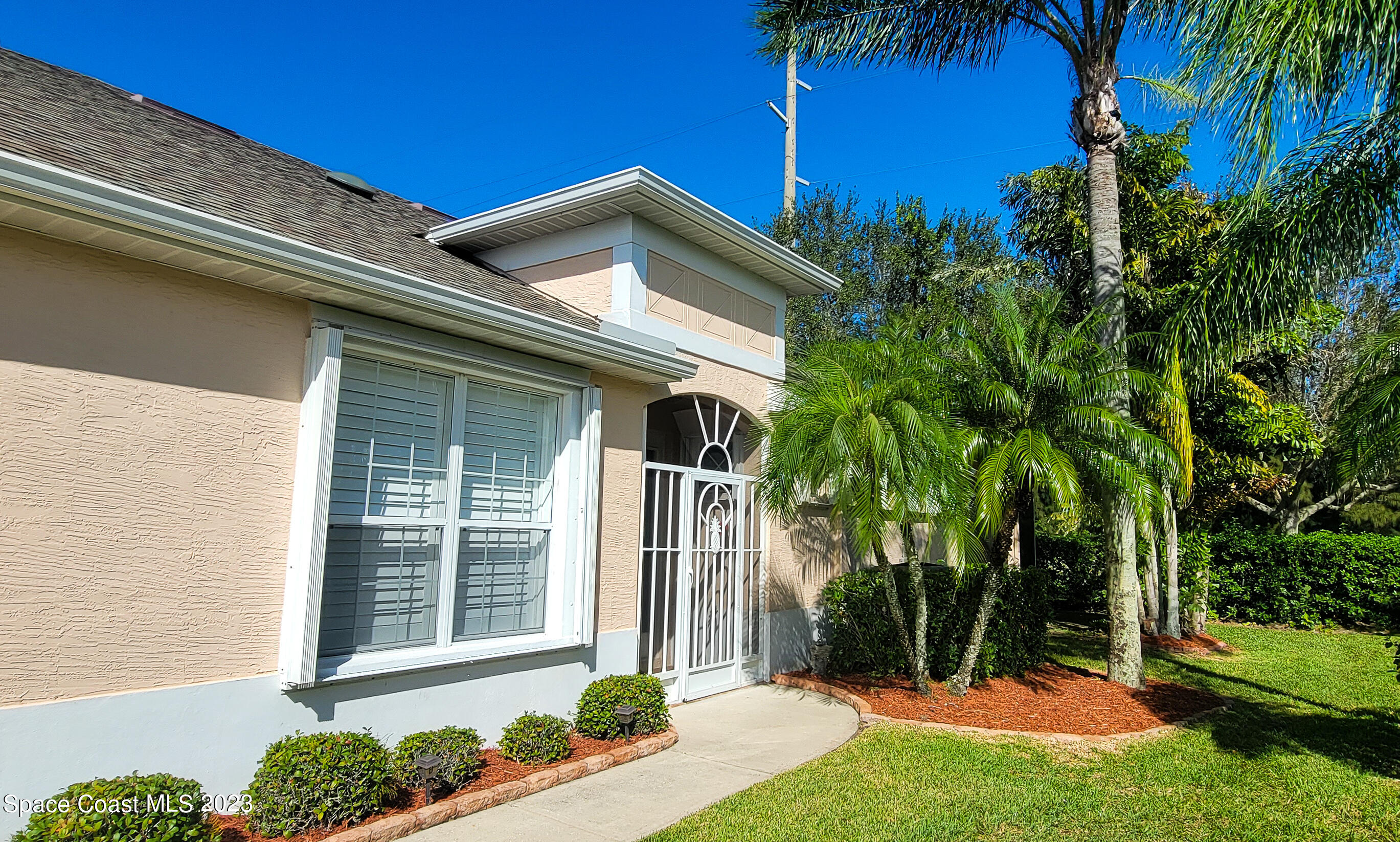 425 N Tangerine Square SW Vero Beach FL 32968