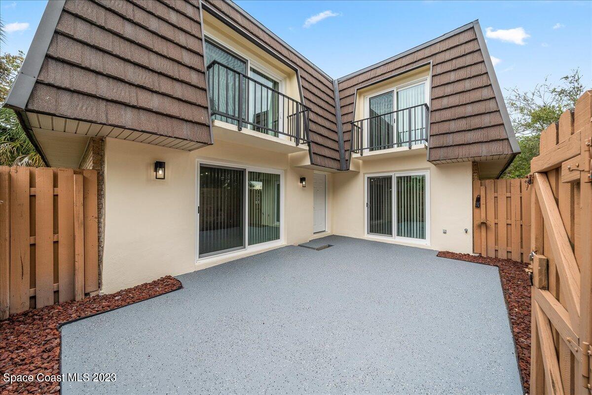 1212 Vista Oaks Circle NE Palm Bay FL 32905