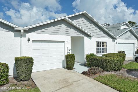902 Castle Pines Court Melbourne FL 32940