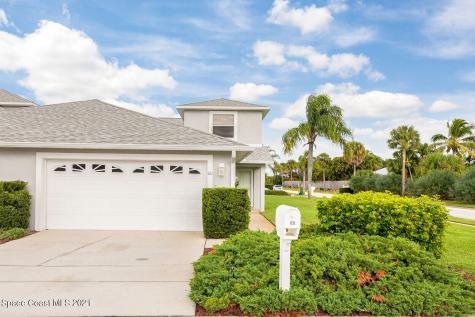 831 Poinsetta Drive Indian Harbour Beach FL 32937
