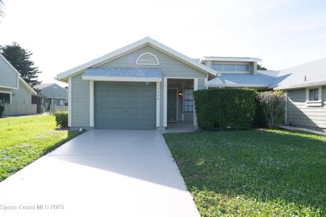 1526 SE Hatfield Court Port St Lucie FL 34952