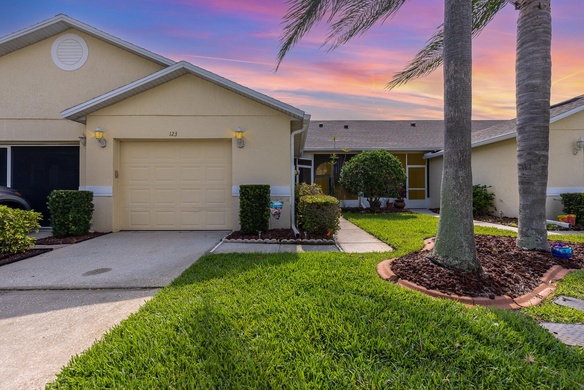 123 Club Villas Lane Kissimmee FL 34744